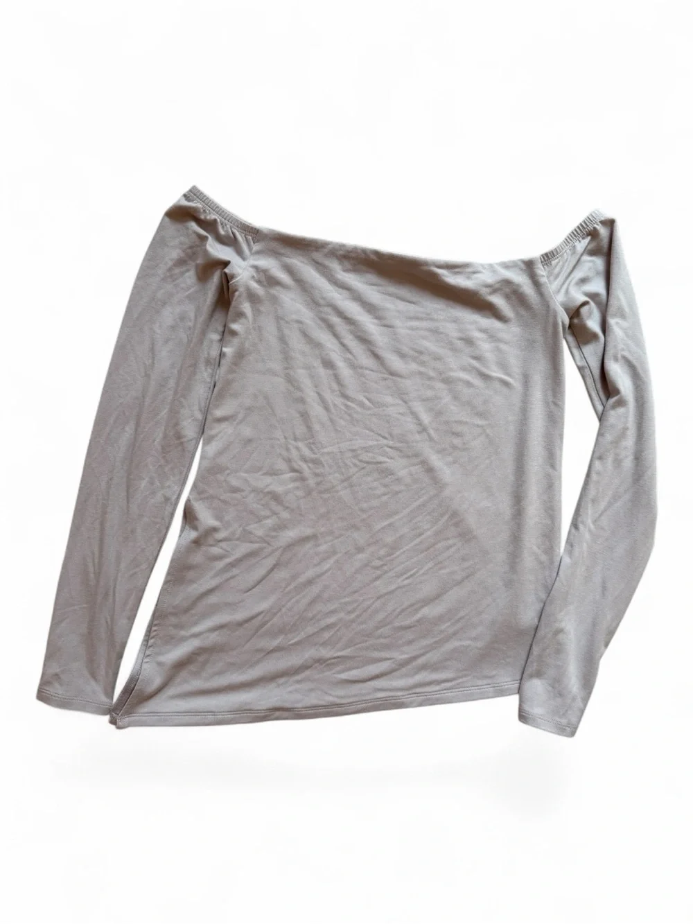 Dynamite Off-Shoulder Long Sleeve Top in Light Gray